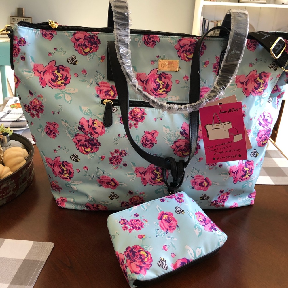 NWT Betsey Johnson Weekender